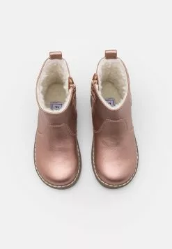 Friboo Korte Laarzen - Pink -Friboo Groot Warenhuis 0f5f9d8c169b43c486a175afb0e2bb20