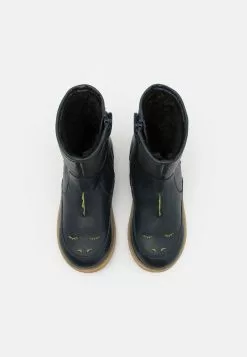 Friboo Leather - Korte Laarzen - Dark Blue -Friboo Groot Warenhuis 39b426ea38944faa868702f53b28d115