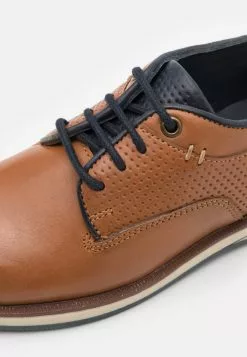 Friboo Leather - Sportieve Veterschoenen - Cognac -Friboo Groot Warenhuis 4c0cb50b18b74ec98c33069fc784604f