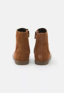 Friboo Leather - Korte Laarzen - Cognac 8 Friboo Leather - Korte Laarzen - Cognac -Friboo Groot Warenhuis 5bd320f8841141cb9eacd2c81e825513