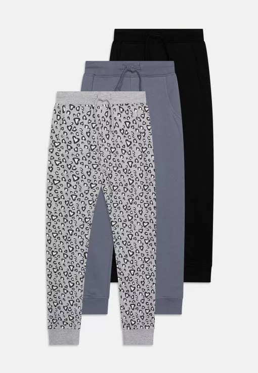 Friboo 3 Pack - Trainingsbroek - Grey/Black/Blue -Friboo Groot Warenhuis 79b806f19bab46ecb94f93e5761fde70