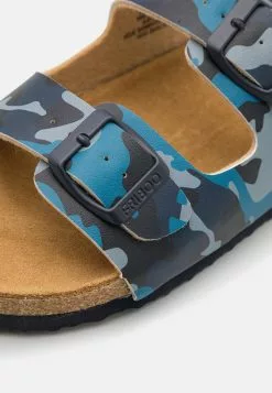 Friboo Pantoffels - Dark Blue 11 Friboo Pantoffels - Dark Blue -Friboo Groot Warenhuis 7c561a27736d4c6881d658e04da98ea8