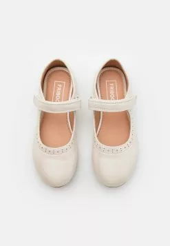 Friboo Ballerina'S - White -Friboo Groot Warenhuis 86ee6dbb941746ca8c269f7e8502e56b