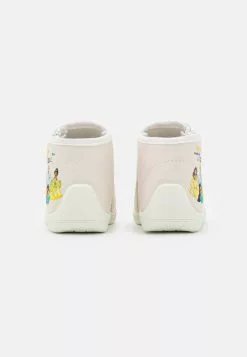 Friboo Disney Princess - Pantoffels - Pink -Friboo Groot Warenhuis 8873b6f7763841de8f79ad20ded559b3