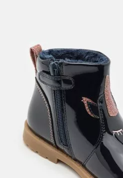 Friboo Korte Laarzen - Dark Blue 11 Friboo Korte Laarzen - Dark Blue -Friboo Groot Warenhuis 946fd3debe464280a8d9d2e722746045