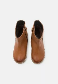 Friboo Leather - Korte Laarzen - Cognac 9 Friboo Leather - Korte Laarzen - Cognac -Friboo Groot Warenhuis a2697fe8e31e435293794f978dea0da9