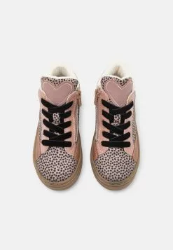 Friboo Sneakers Hoog - Pink 9 Friboo Sneakers Hoog - Pink -Friboo Groot Warenhuis b21b943e68f14af0b2b81add7be071e5