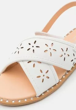 Friboo Sandalen - White -Friboo Groot Warenhuis b9a67facf70a46b8bdd6f90745f5f9f5