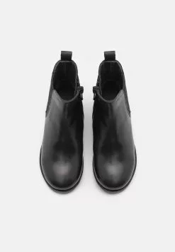 Friboo Leather - Korte Laarzen - Black -Friboo Groot Warenhuis bc6224f9001f4d628911f8ad663527b2