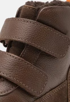 Friboo Leather - Korte Laarzen - Dark Brown -Friboo Groot Warenhuis bfc9bf47c621492aa9fbedfaf2b810ca