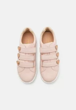 Friboo Sneakers Laag - Light Pink -Friboo Groot Warenhuis c7c34496ca0f4fc8a35eeb990676daca