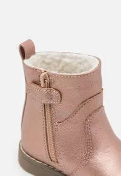 Friboo Korte Laarzen - Pink -Friboo Groot Warenhuis d3a6ca73b9fb4b50bfd4adaa0017a60b