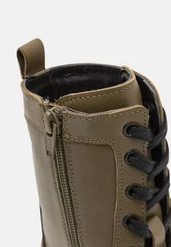 Friboo Leather - Veterlaarzen - Khaki -Friboo Groot Warenhuis fe9e6741ebca400eb6d143a2c60648ac